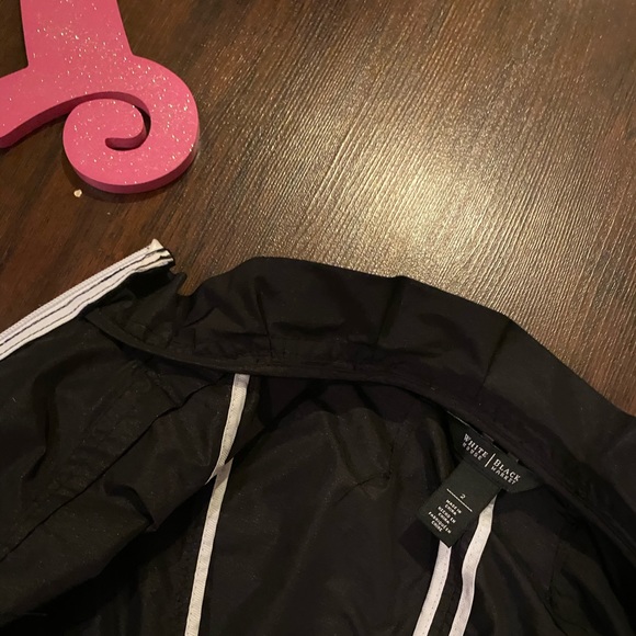 White House Black Market Jacket - Picture 4 of 4